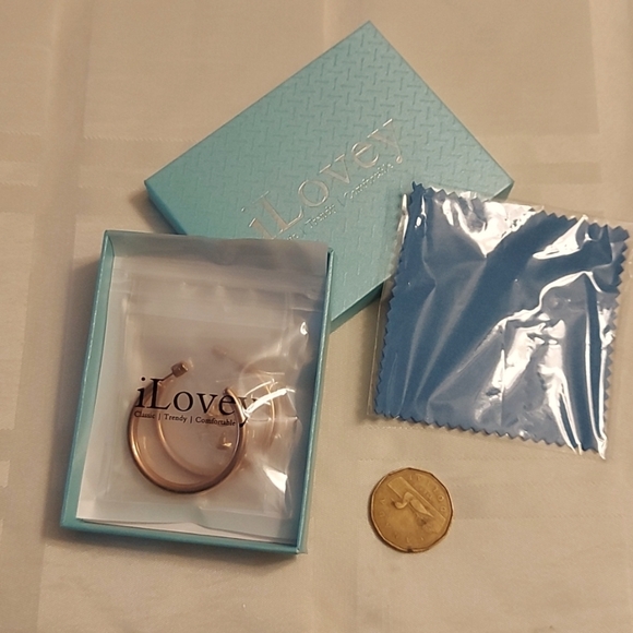 iLovely Jewelry - 14K Rose Gold Hoop Earrings for Women, Lightweight Open Chunky Hoops